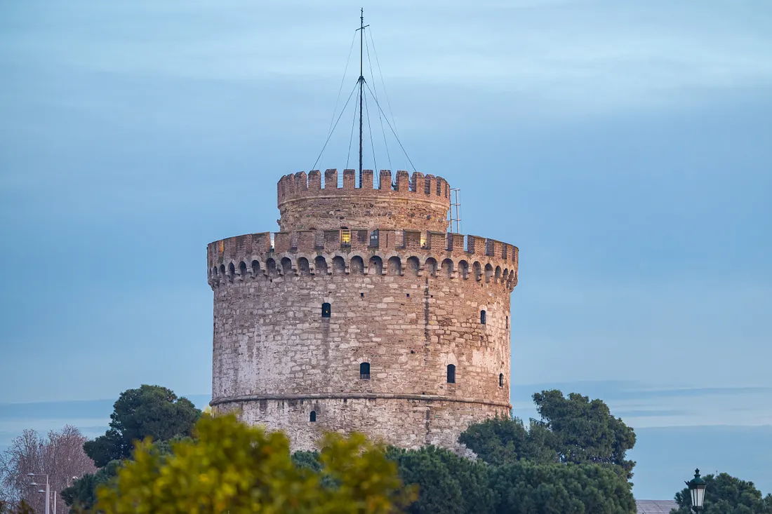 Thessaloniki’s White Tower: A Historic Transition from Red to White